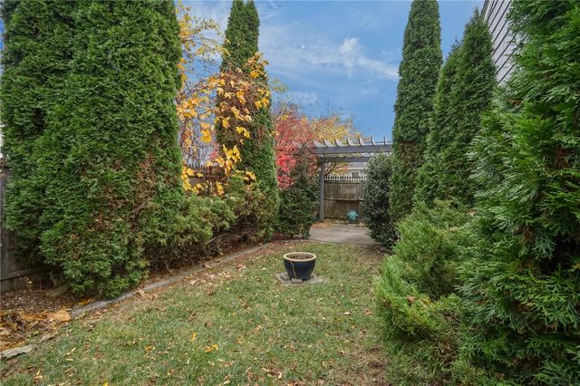 1 Masso Drive, North Providence, RI 02904