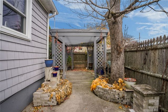 1 Masso Drive, North Providence, RI 02904