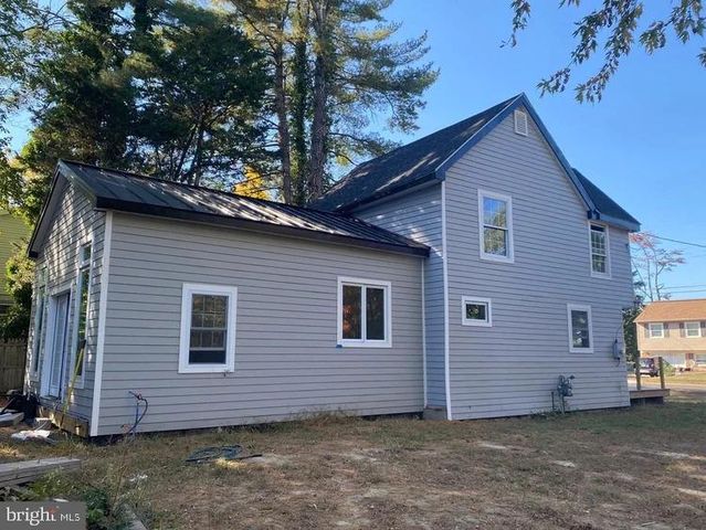 320 DAVISTOWN RD, Blackwood, NJ 08012
