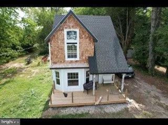 320 DAVISTOWN RD, Blackwood, NJ 08012