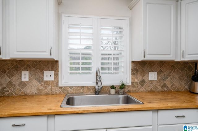 5617 9TH AVENUE S, Birmingham, AL 35212