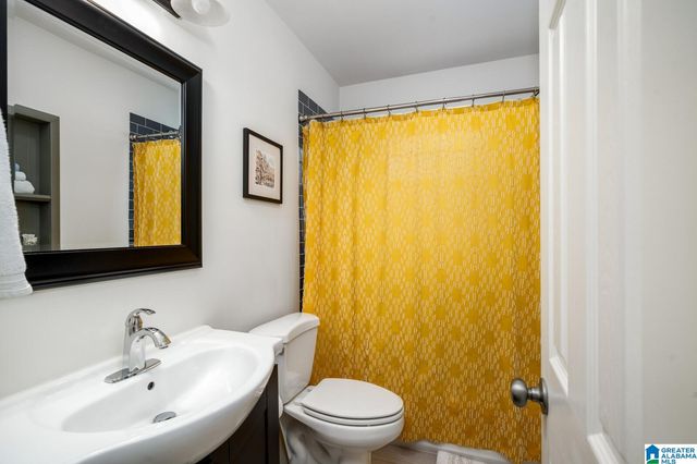 5617 9TH AVENUE S, Birmingham, AL 35212