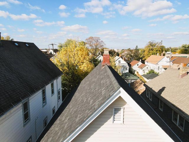 2335 S 7th STREET, Milwaukee, WI 53215