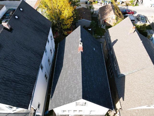 2335 S 7th STREET, Milwaukee, WI 53215