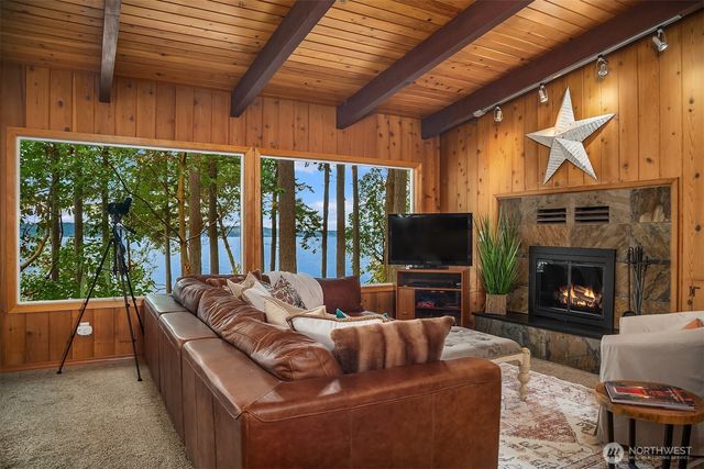 1428 Hansen Street, Camano Island, WA 98282