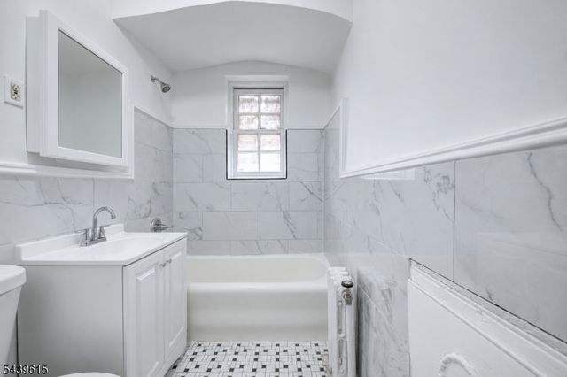 55 Randolph Place Unit 200 200, City Of Orange Twp., NJ 07079