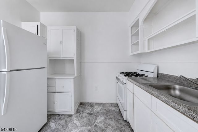 55 Randolph Place Unit 200 200, City Of Orange Twp., NJ 07079