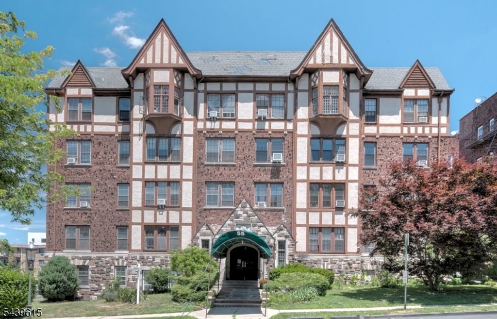 55 Randolph Place Unit 200 200, City Of Orange Twp., NJ 07079