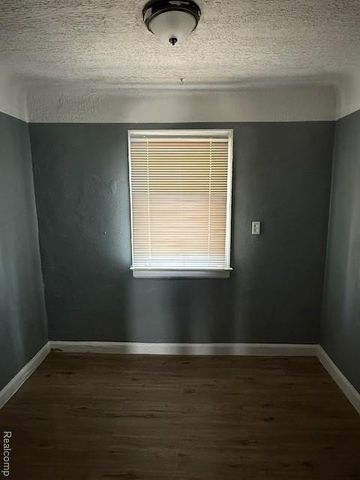 8230 INDIANA, Detroit, MI 48204