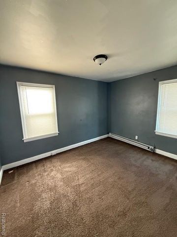 8230 INDIANA, Detroit, MI 48204