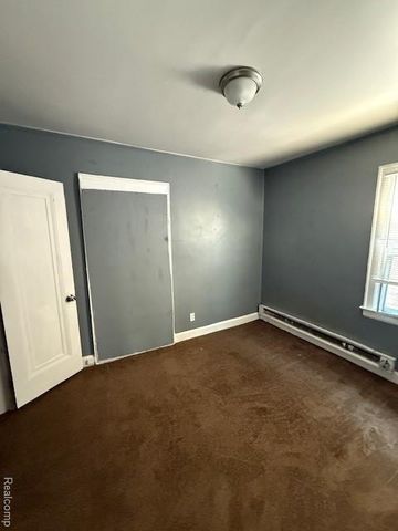 8230 INDIANA, Detroit, MI 48204