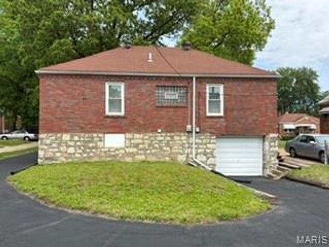 2146 Fairhaven Drive, Jennings, MO 63136