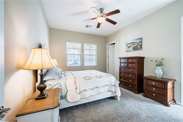 512 Heritage Bridge Avenue, Henderson, NV 89011