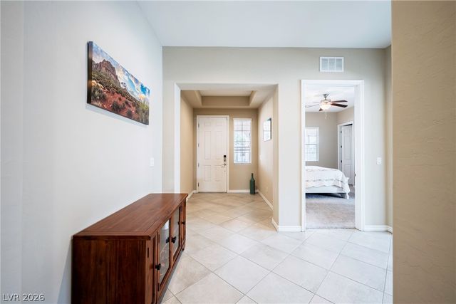 512 Heritage Bridge Avenue, Henderson, NV 89011