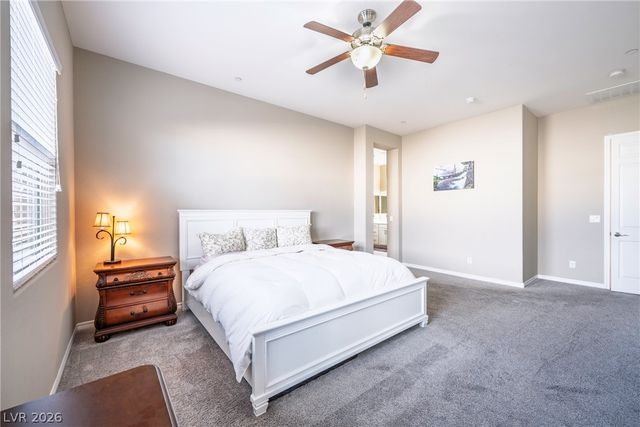 512 Heritage Bridge Avenue, Henderson, NV 89011