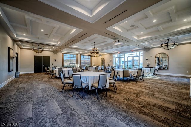512 Heritage Bridge Avenue, Henderson, NV 89011