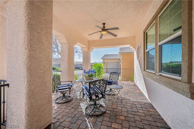 512 Heritage Bridge Avenue, Henderson, NV 89011