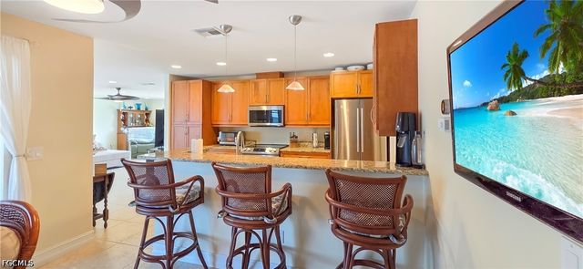 2926 SE 11th PL, Cape Coral, FL 33904