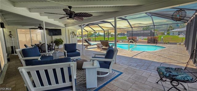 2926 SE 11th PL, Cape Coral, FL 33904