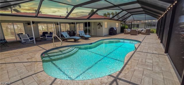 2926 SE 11th PL, Cape Coral, FL 33904