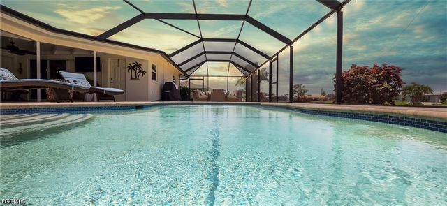 2926 SE 11th PL, Cape Coral, FL 33904