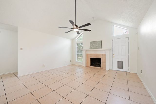 2907 Clairemont Lane, Euless, TX 76039