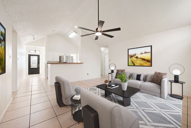 2907 Clairemont Lane, Euless, TX 76039