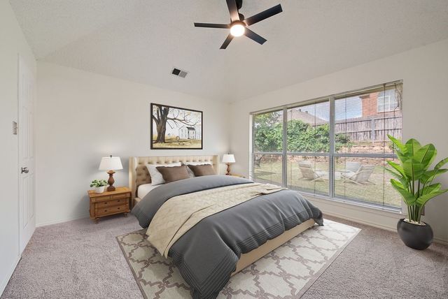 2907 Clairemont Lane, Euless, TX 76039