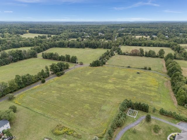 130 Fitzer Rd, Kingwood Twp., NJ 08825