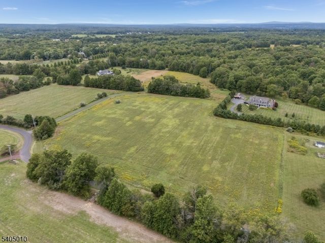 130 Fitzer Rd, Kingwood Twp., NJ 08825