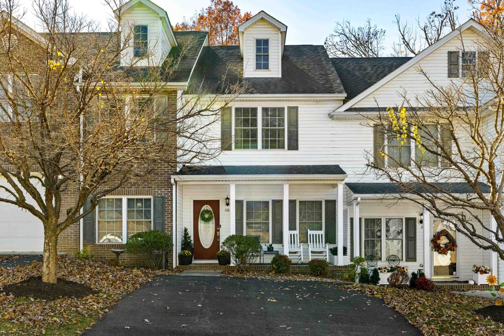 110 COLLINSWOOD DR, Staunton, VA 24401