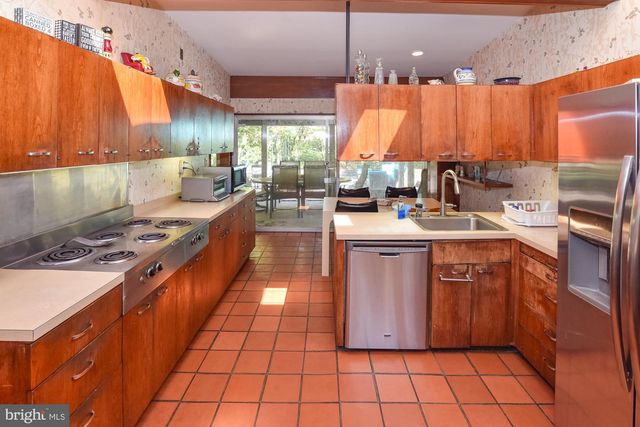 3623 ANTON FARMS RD, Baltimore, MD 21208