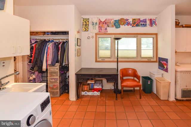 3623 ANTON FARMS RD, Baltimore, MD 21208