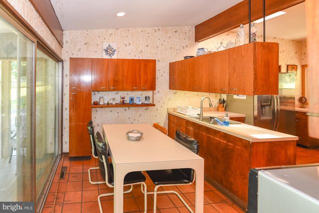 3623 ANTON FARMS RD, Baltimore, MD 21208