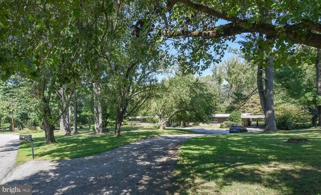 3623 ANTON FARMS RD, Baltimore, MD 21208