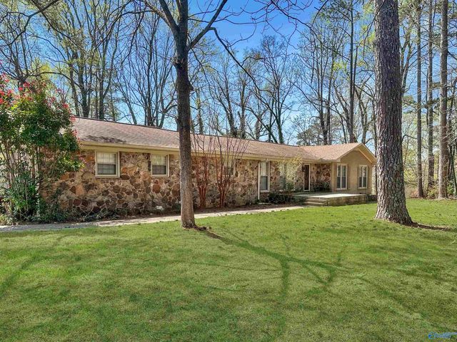 298 Meridianville Road, Meridianville, AL 35759