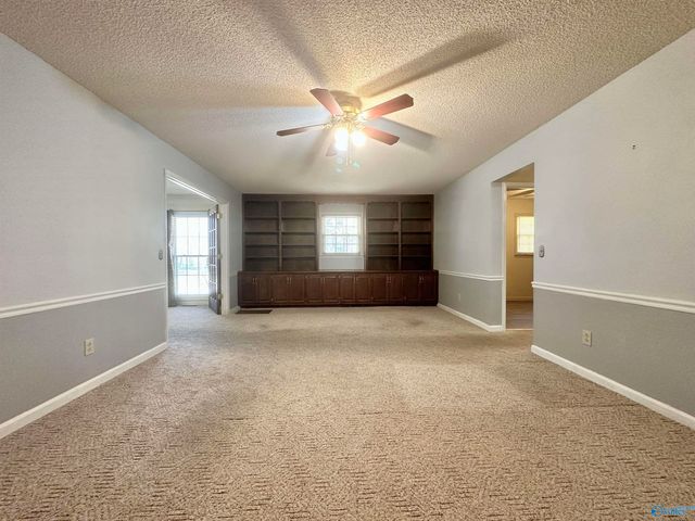 298 Meridianville Road, Meridianville, AL 35759