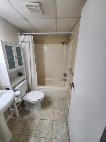 3 Hiland Valley Dr 306, Ross Twp, PA 15229