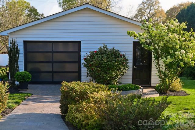 107 Peachtree Street, Belmont, NC 28012
