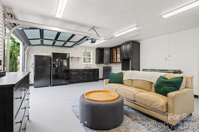 107 Peachtree Street, Belmont, NC 28012