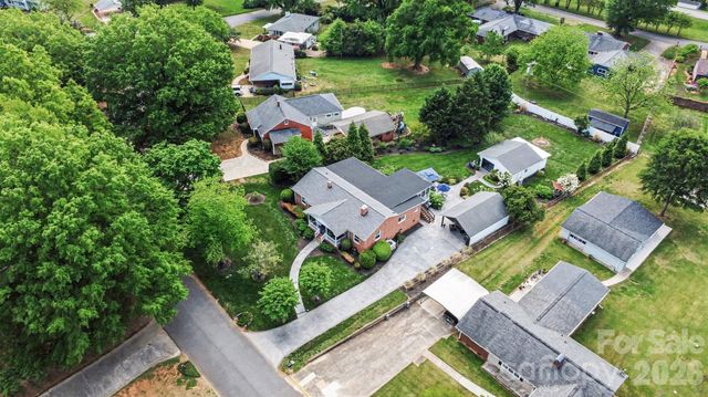 107 Peachtree Street, Belmont, NC 28012