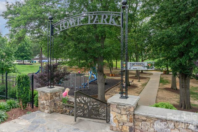 107 Peachtree Street, Belmont, NC 28012