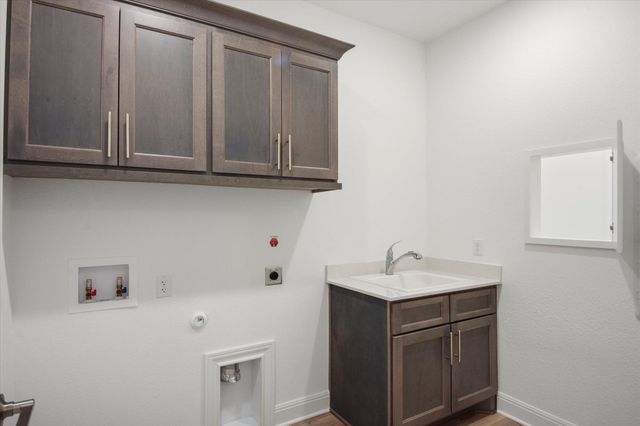 210 Bellows ST, Georgetown, TX 78633