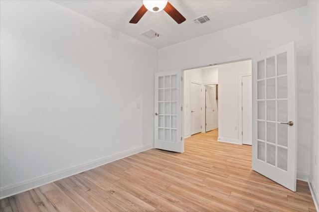 210 Bellows ST, Georgetown, TX 78633