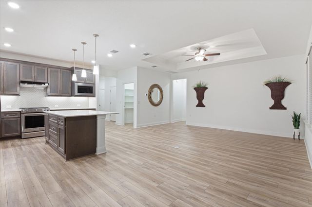 210 Bellows ST, Georgetown, TX 78633