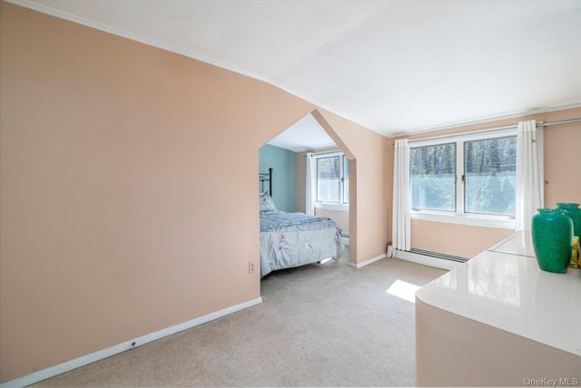 47 Elwood Road, Northport, NY 11768