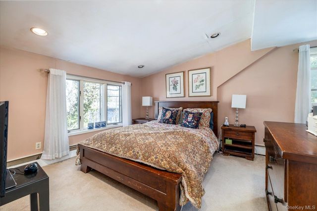 47 Elwood Road, Northport, NY 11768