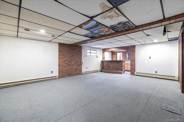 47 Elwood Road, Northport, NY 11768