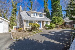 47 Elwood Road, Northport, NY 11768