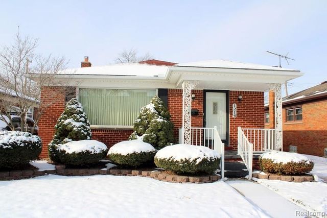 1214 15th Street, Wyandotte, MI 48192